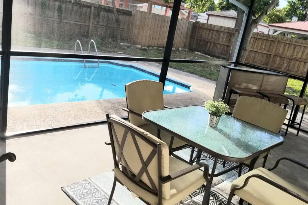 Whole House+Renovated+Pool+Lanai+Bbq+Close To All เวสต์ปาล์มบีช ภายนอก รูปภาพ