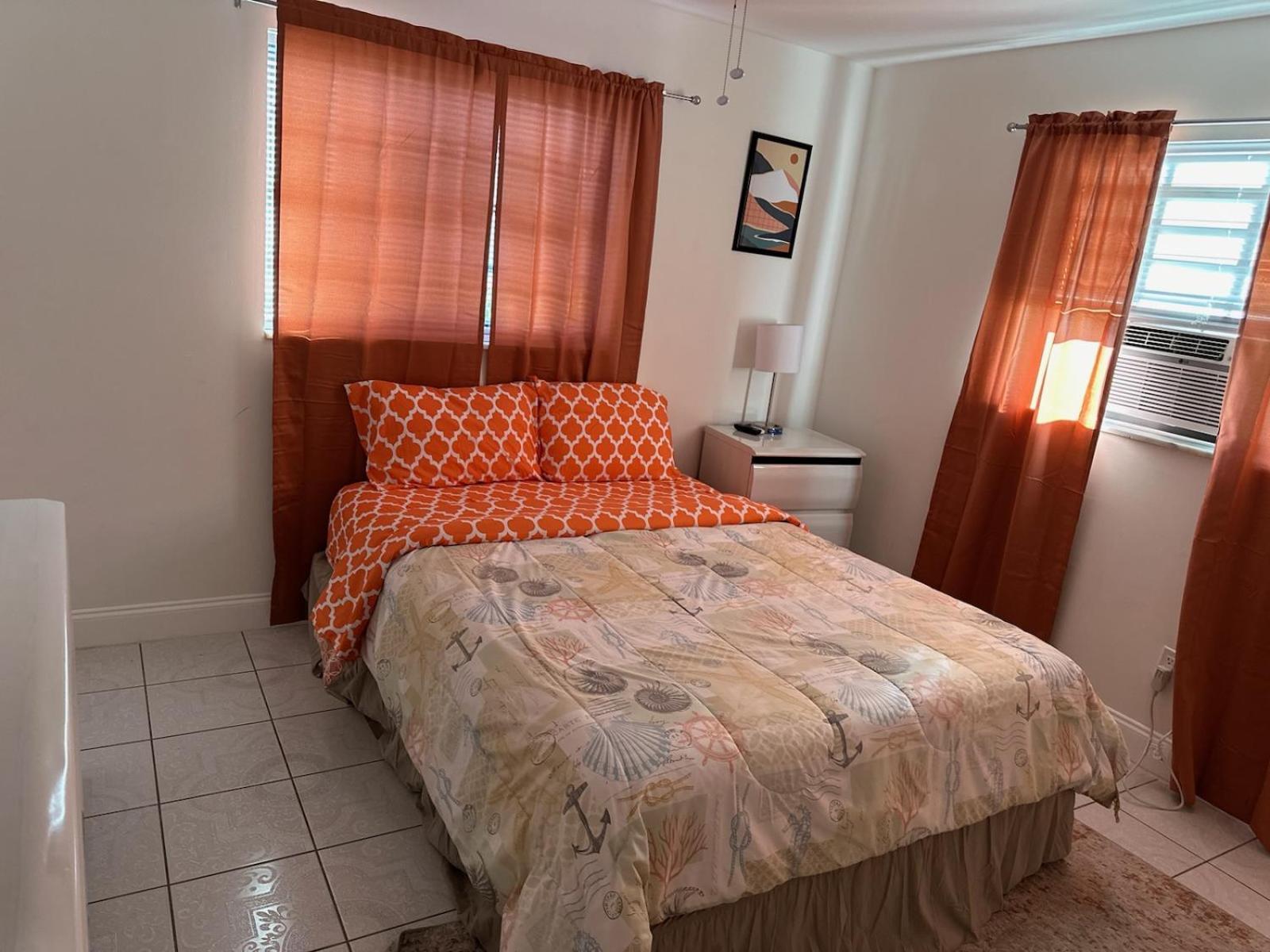 Whole House+Renovated+Pool+Lanai+Bbq+Close To All เวสต์ปาล์มบีช ภายนอก รูปภาพ