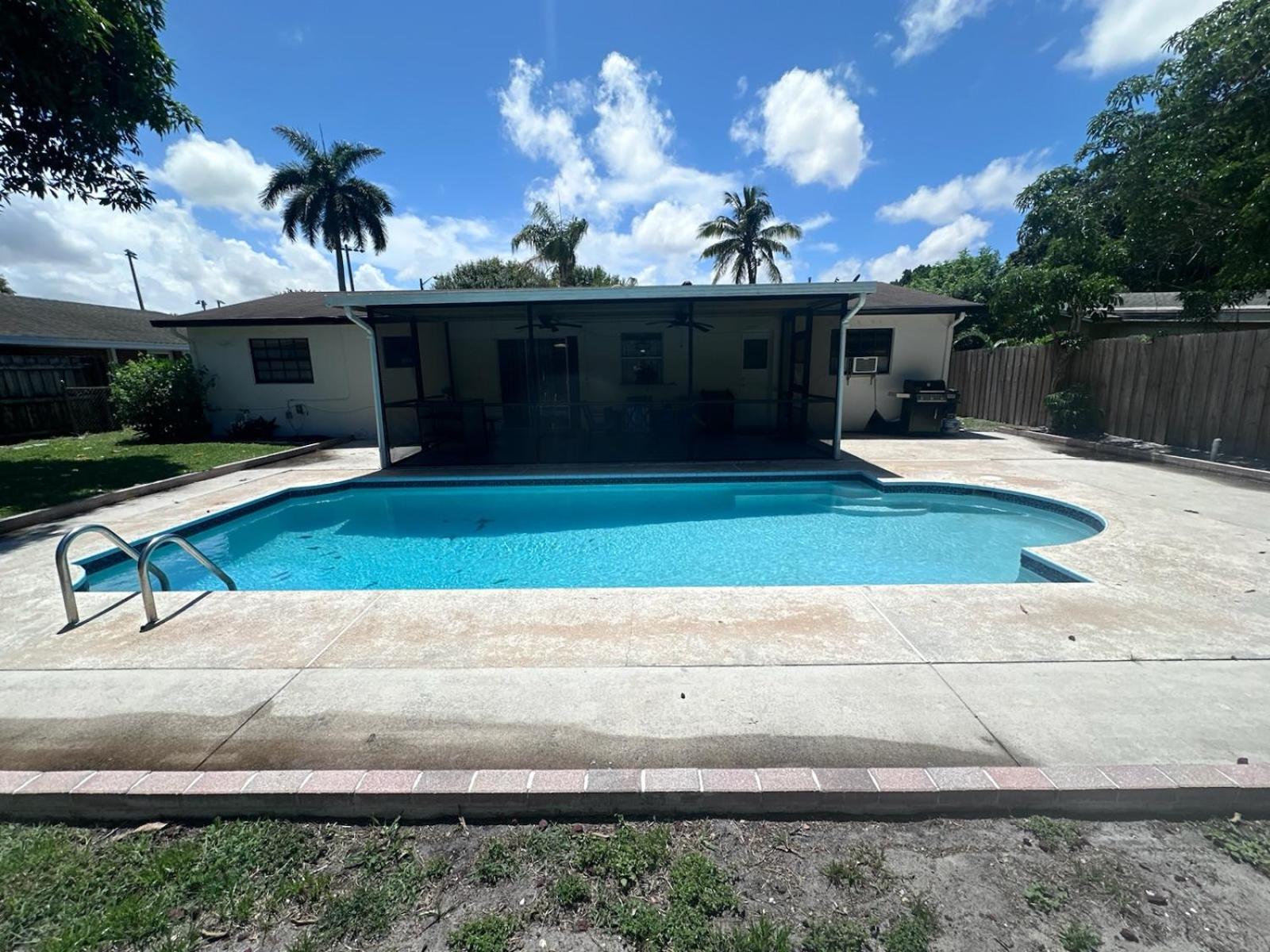 Whole House+Renovated+Pool+Lanai+Bbq+Close To All เวสต์ปาล์มบีช ภายนอก รูปภาพ